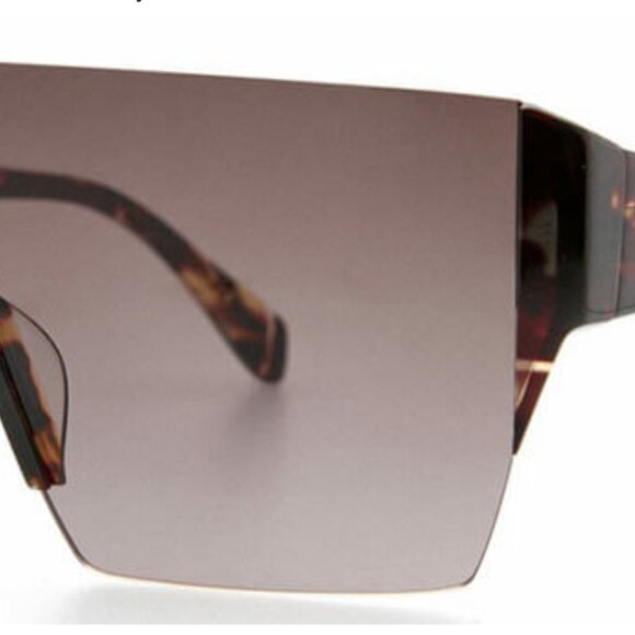 Cool, modern sunglasses by Max Mara!  MM Lina II main image 13